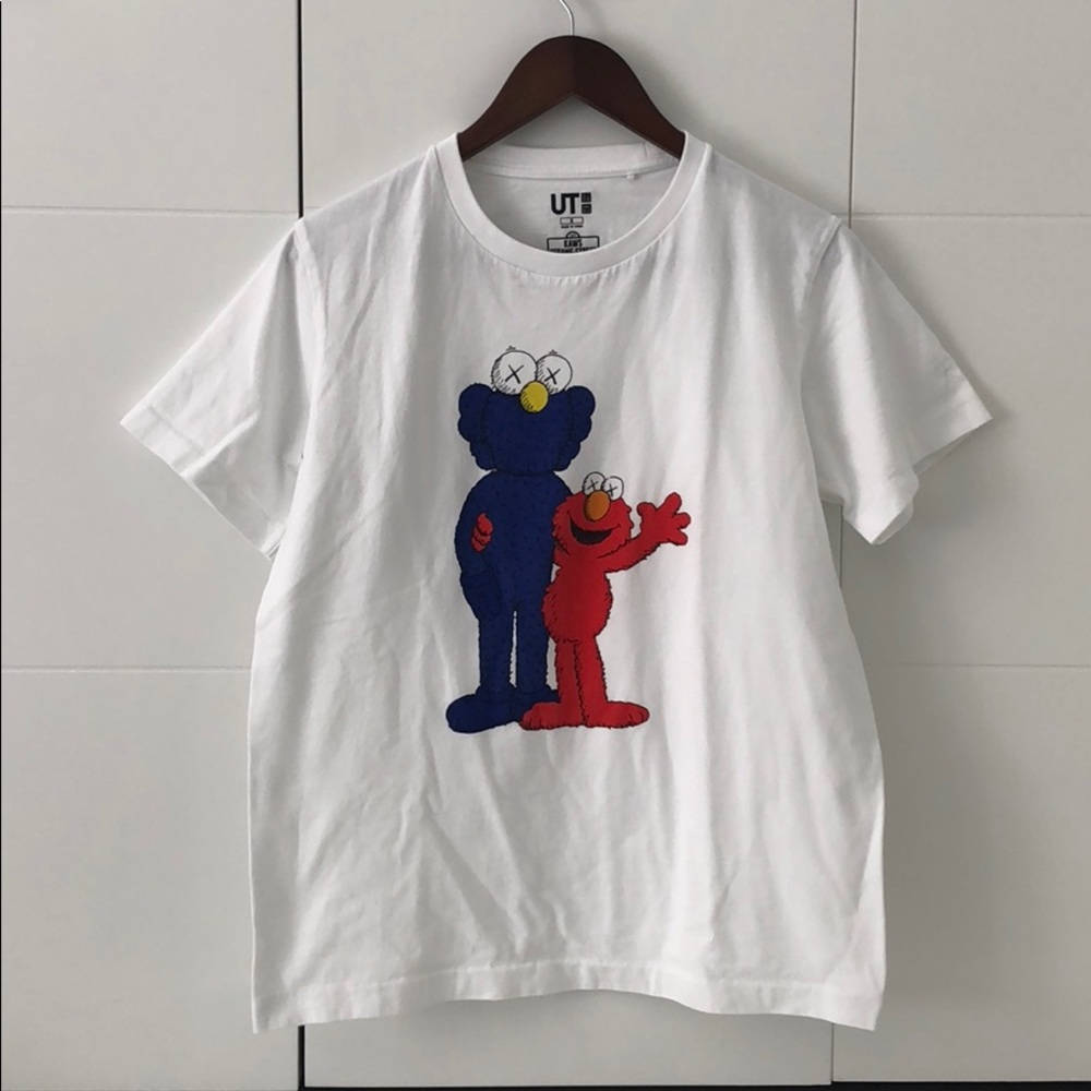 Men’s UNIQLO t shirt